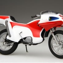 1/12 SUH3 New Cyclone Motorcycle from Kamen Rider